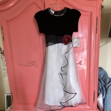 Sugar Plum Girls Formal Velvet Dress Black White Red Accent Size 12