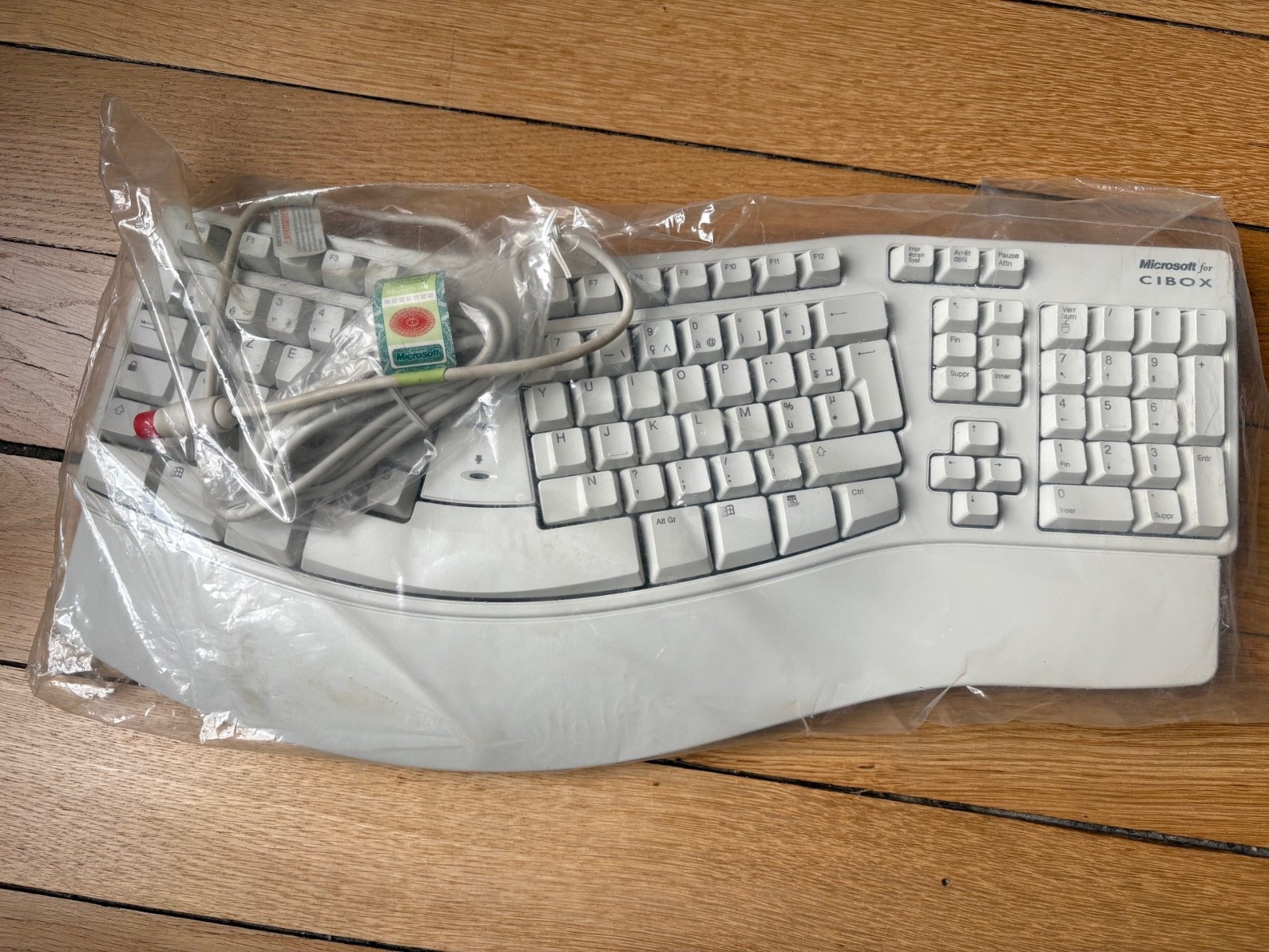 Clavier Microsoft Natural Keyboard Elite AZERTY PS2 vintage rétro pour PC blanc