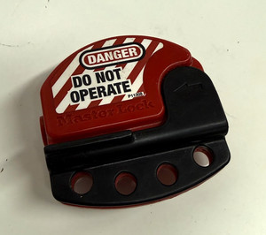 Master Lock S8060 - LOTO - Lock Out Tag Out - Cable Lock (Cable not included)