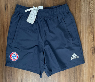 Adidas FC Bayern München DNA Shorts Hose kurz Gr. S NEU HF1365