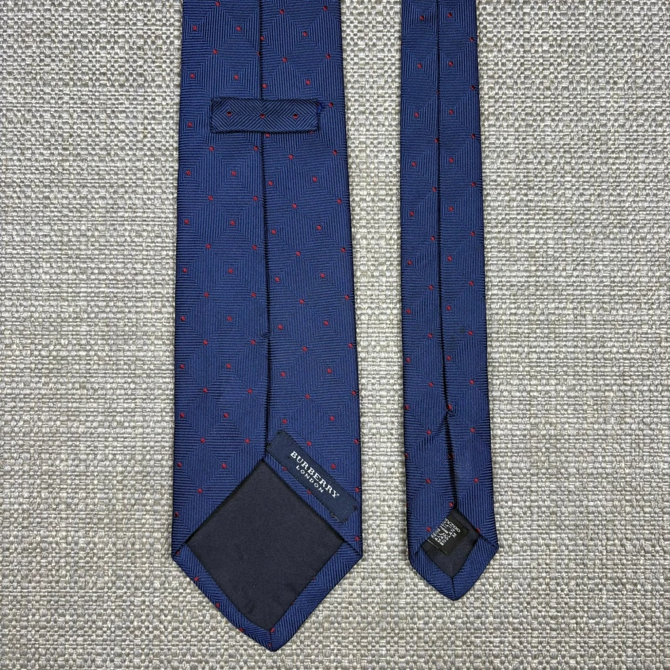 Corbata para hombre Burberrys of London azul rojo 100 % seda 60" x 3 3/4" Inglaterra Foto 3 de 4
