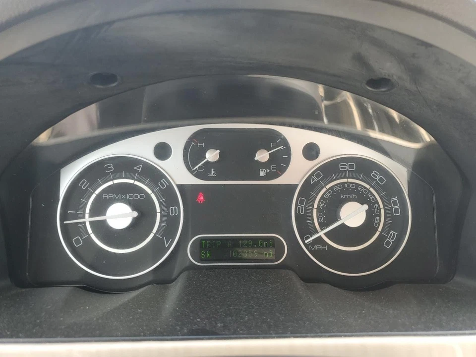 Used Air Cleaner Assembly fits: 2009 Mercury Sable 3.5L Federal emissions Grade - Image 3 of 4