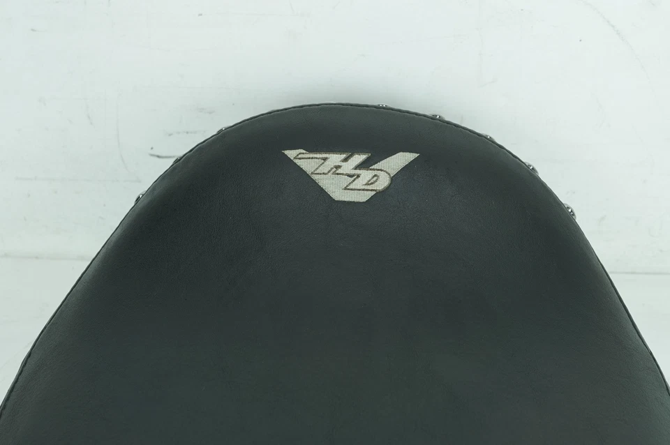 2002 Harley Touring FLHRI Road King OEM Rider Driver Solo Seat Pillion 52949-97A - Image 2 of 4