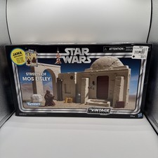 Star Wars The Vintage Collection Streets of Mos Eisley Playset with Jawa Figure
