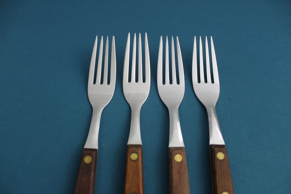 4 garfos de jantar Washington Forge CIDADE E PAÍS aço inoxidável EUA 7 1/4" - Imagem 3 de 4