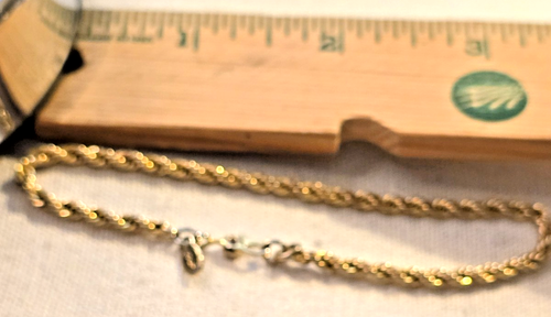 MONET - Vintage Signed Gold Tone 7” Rope Chain Bracelet - Picture 5 of 5