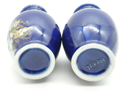 Pair Asian Cobalt Blue Bud Vase JAPAN Floral Pattern Gold tone trim 3.75" tall - Picture 8 of 11