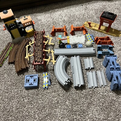 Assorted Thomas the Train Learning Curve Track Pieces