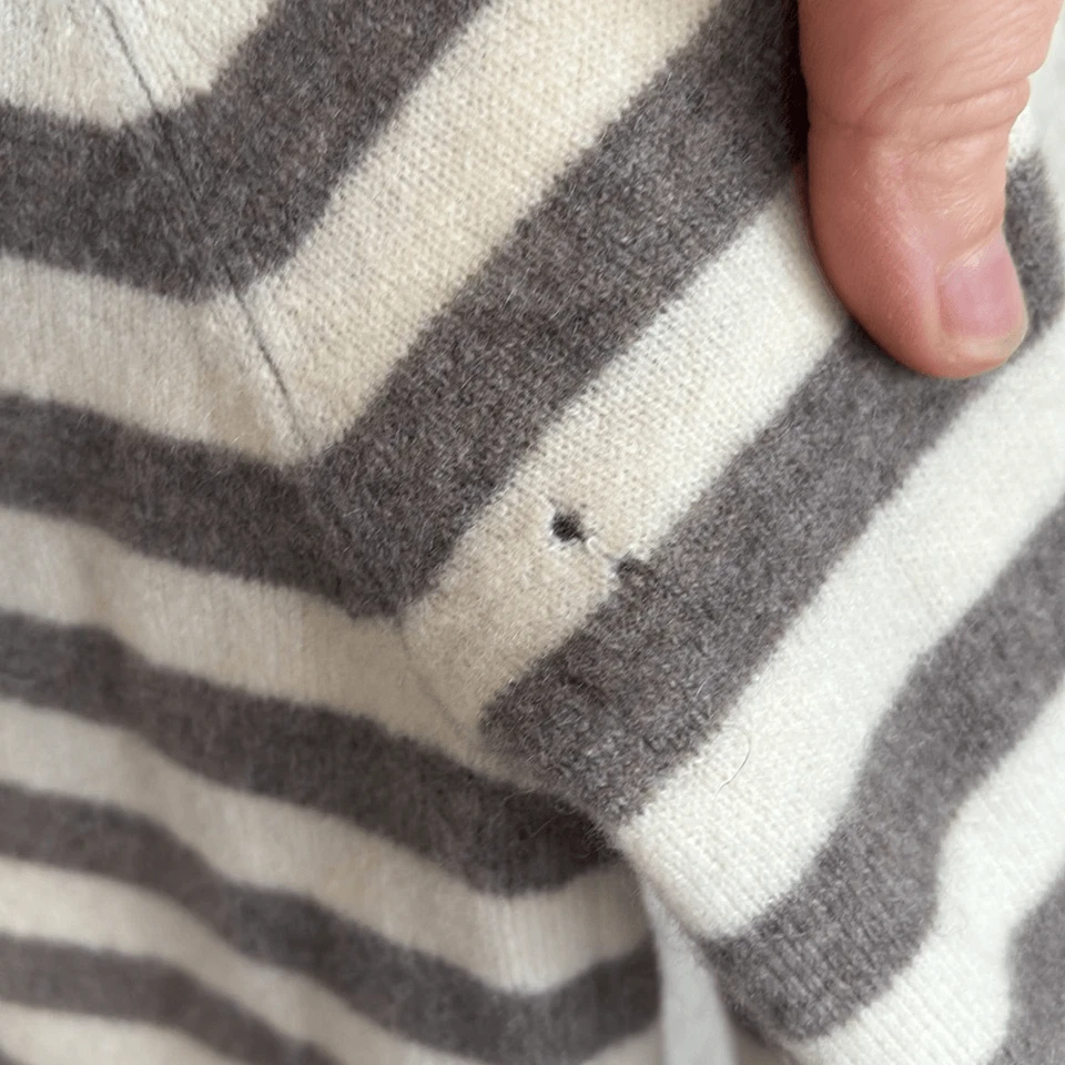 C&C California Cashmere Sweater Women’s Large Ivory Grey Stripe - Image 3 of 4