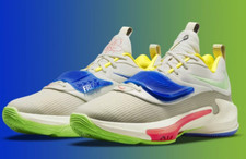 Nike Zoom Freak 3 Primary Colors Stone Green Blue Yellow DA0694-100 Men's 9 9.5