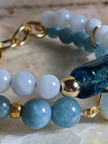 6.5 Carats Natural Aquamarine And Aquamarine Beads In Two Strand Bead Bracelet - Picture 4 of 5