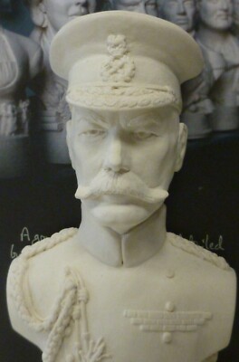 LORD KITCHENER Gipsbüste berühmte Gesichter Sammlung von Modern Souvenir Co. 