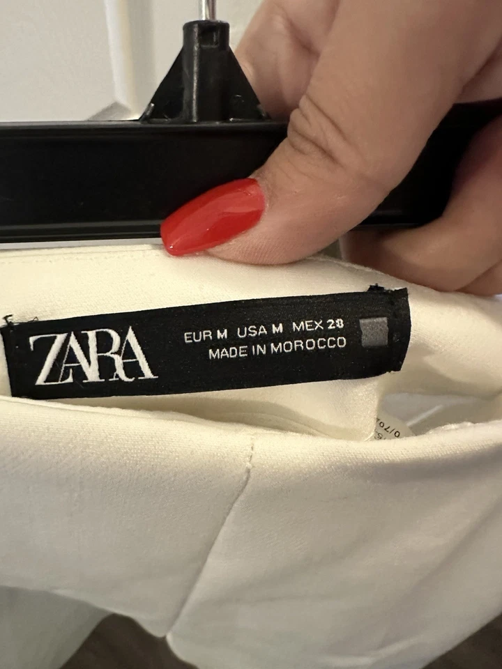 Nuevo sin etiquetas Pantalones Cortos Zara Cintura Alta Botones Dorados Marrón Preppy Para Mujer Talla Mediana  Foto 3 de 3