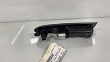 Interrupteur de leve vitre avant droit RENAULT CLIO 2 PHASE 2 8200060045