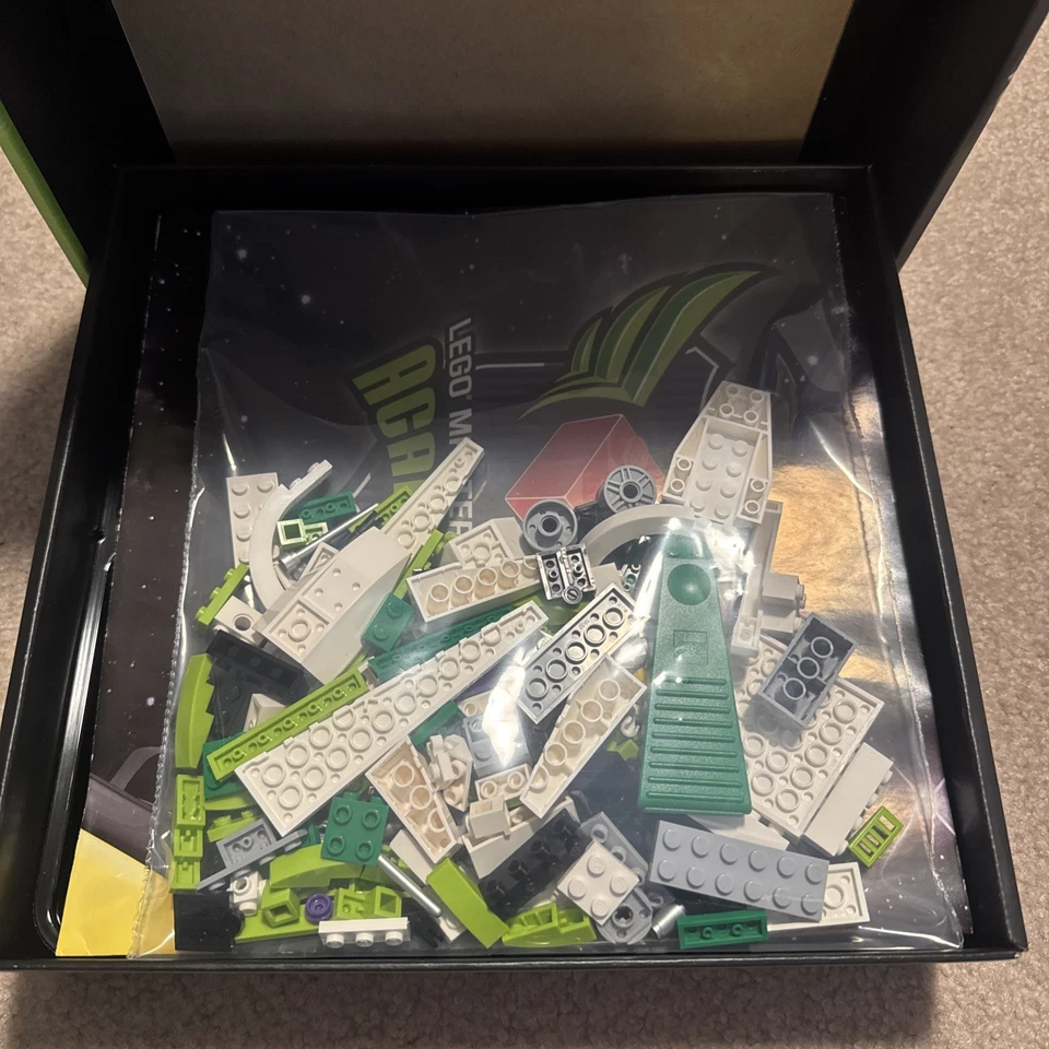 LEGO Master Builder Academy: Space Designer (20200) MINT COMPLETE - Image 3 of 4