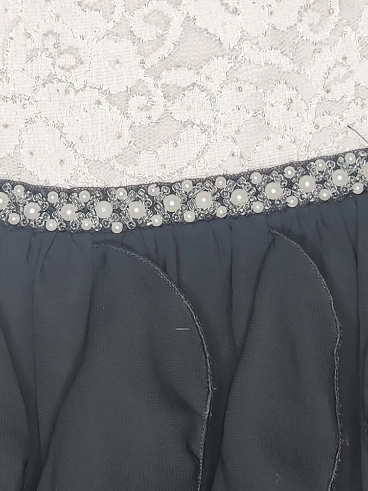 Girls 12 Speechless Formal Dress Black & White - Image 4 of 4