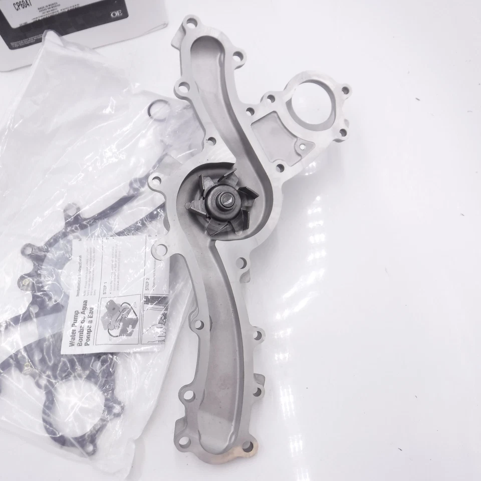 Bomba de agua directa de importación CP6047 para Toyota Sienna y Highlander 2017-2020 Foto 2 de 3