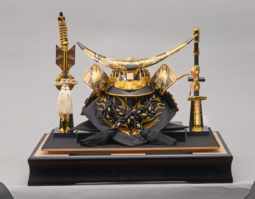 Fujioh Samurai Kabuto Helmet Shoryu Mini Boy's Day Display with Folding Screen - Picture 3 of 3