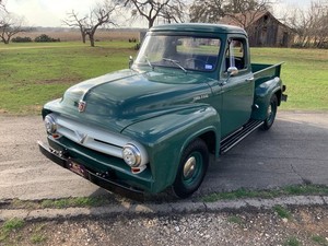 1953 Ford F-100 