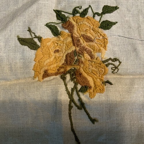 Vintage Yellow/Gold Rose Embroidery Stitchery 10 X 11 Not Complete - Picture 5 of 8