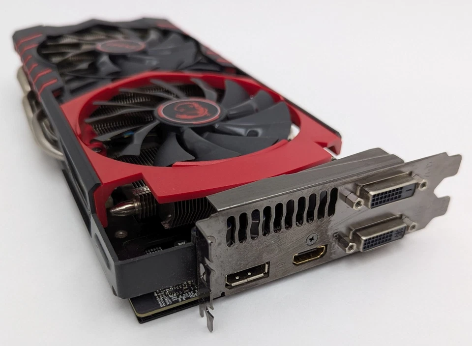 MSI Radeon R9 380 GAMING 2G OC 2GB GDDR5 PCI Express x16 3.0 Video Graphics Card - Image 3 of 4