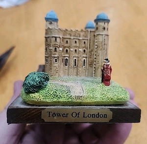 Vintage Tower Of London Souvenir - England 3" X 3.5"