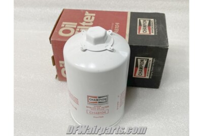 CH48104, Nos Champion Aircraft Engine Oil Filter