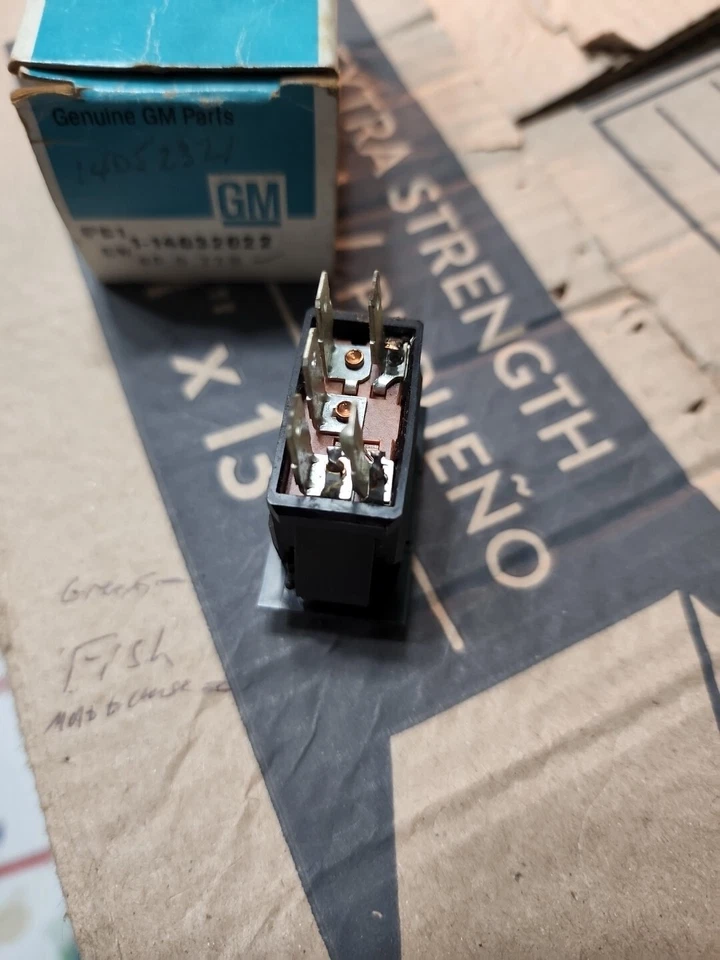 Conjunto de interruptor Cavalier Cadillac Cimarron 82-86 1982-88 como nuevo. Desenfoque ventana trasera Foto 3 de 4