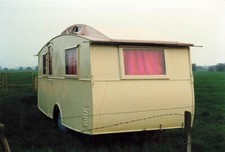 Old Caravan Vintage Photo approx 10 x 15cm Collection resolution-hd5851i