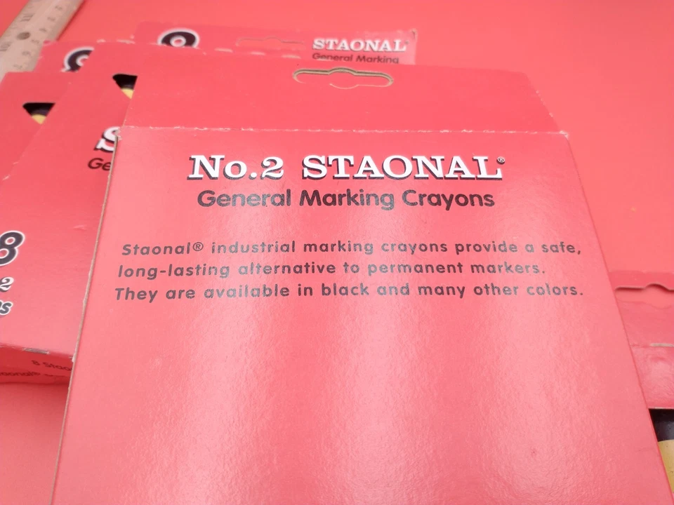 30 Pcs No. 2 Staonal Black General Marking Crayons Binney & Smith 2003 #1194 - Image 4 of 4