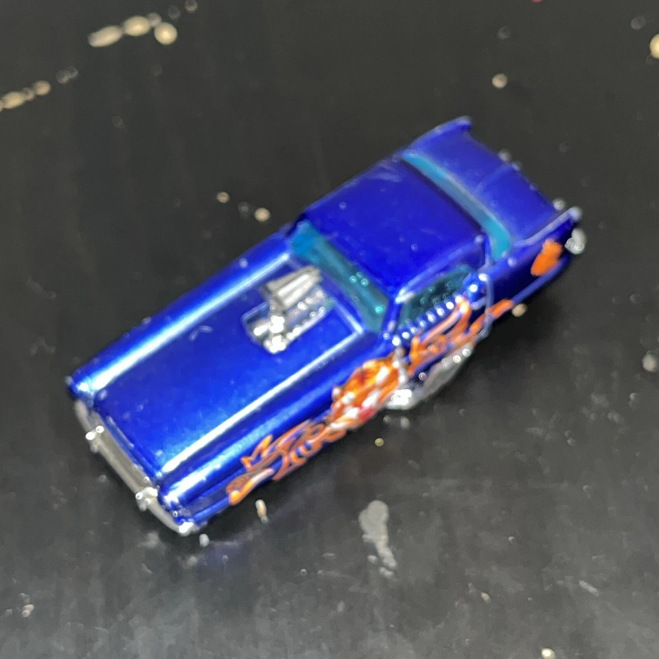 Used Hotwheels Model Car Nash Metropolitan Collectors #6 - Image 4 of 4