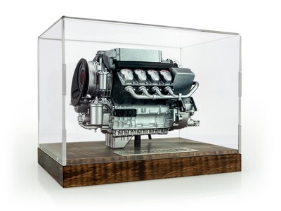 TATRA Motor V8 KADEN 1:10_