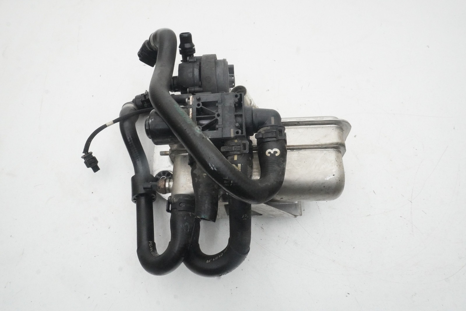 Electric Auxiliary Flow Heater Pump 64126827188 OEM BMW i8 2014-20
