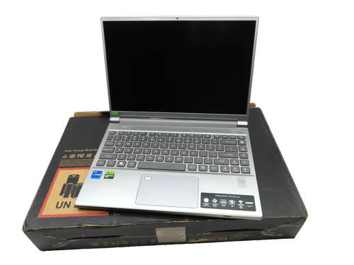 Acer Predator Triton 14 PT14-51 14" Intel i7-13700H 16GB RAM 512GB SSD RTX 4050