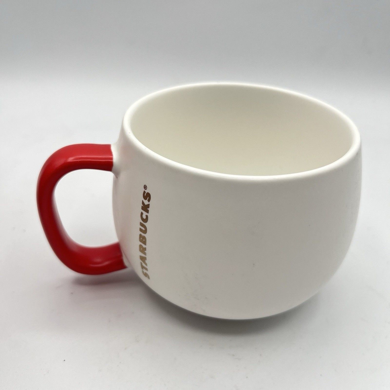 Starbucks Round White W/Red Green Letters 11 oz Coffee Mug - Chinese Letters