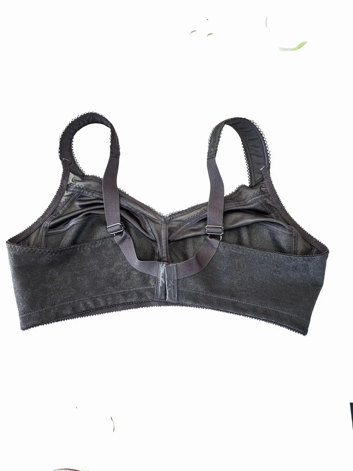 Sujetador Underscore 40C Negro Inalámbrico Camiseta Floral Encaje Malla Cojín Correa Cono Foto 2 de 4