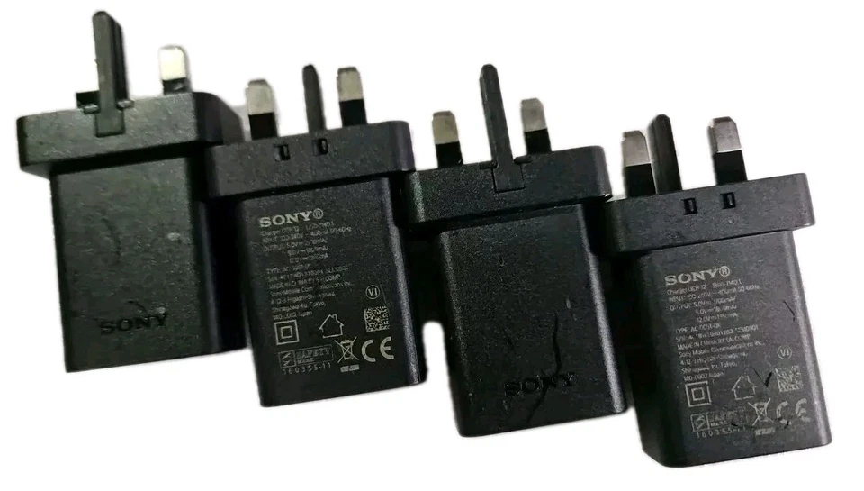 Cargador rápido ultrarrápido original Sony UCH12 Qualcomm 3.0 para teléfonos Sony Xperia Foto 2 de 4