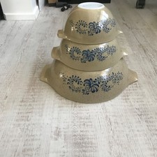 Vintage Pyrex Homestead Cinderella Mixing Bowl Set 441, 442, 444 Tan Blue