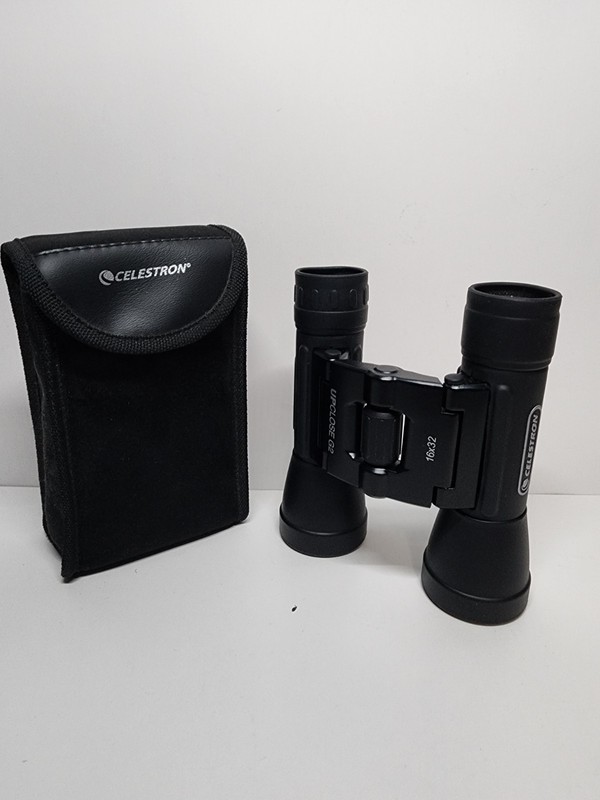 Celestron Upclose G2 16x32 Binocular