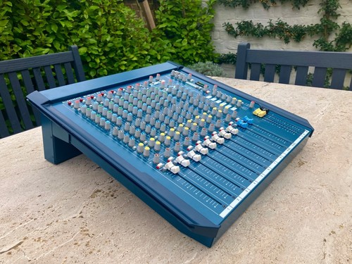 ♚Very Low Hrs♚ALLEN & HEATH Mix Wizard WZ3 12:2♚Stunning EQ !♚SUPERB CLEAR SOUND - Picture 4 of 16
