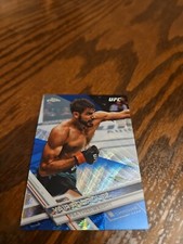 2017 Topps Chrome UFC Blue Wave Refractor Parallel Card 18/75 Yair Rodriguez #91