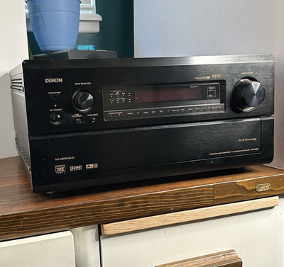 Denon AVR 5800 Receiver 7.1-THX Surround -For Parts Repair-Powers