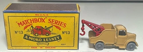 Matchbox Lesney #13 Tan Wreck Truck With Box