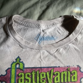 Castlevania Retro NES Cover Video Game Light Grey  Graphic T-Shirt M Konami