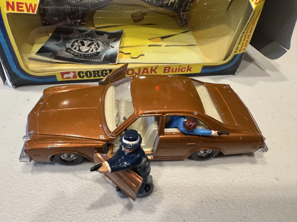 Corgi 290 KOJAK 68 Buick Original 1975 car w/issue box - Image 3 of 4
