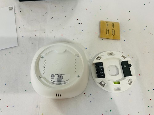 Ecobee Smart Thermostat Essential Programmable WIFI Thermostat - Picture 3 of 7