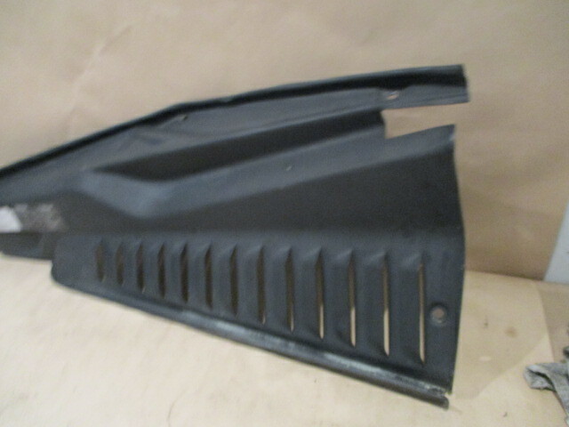 Ferrari 458 Italia, Spider - LH Lateral Engine Bay Shield / Panel - P/N 82904900