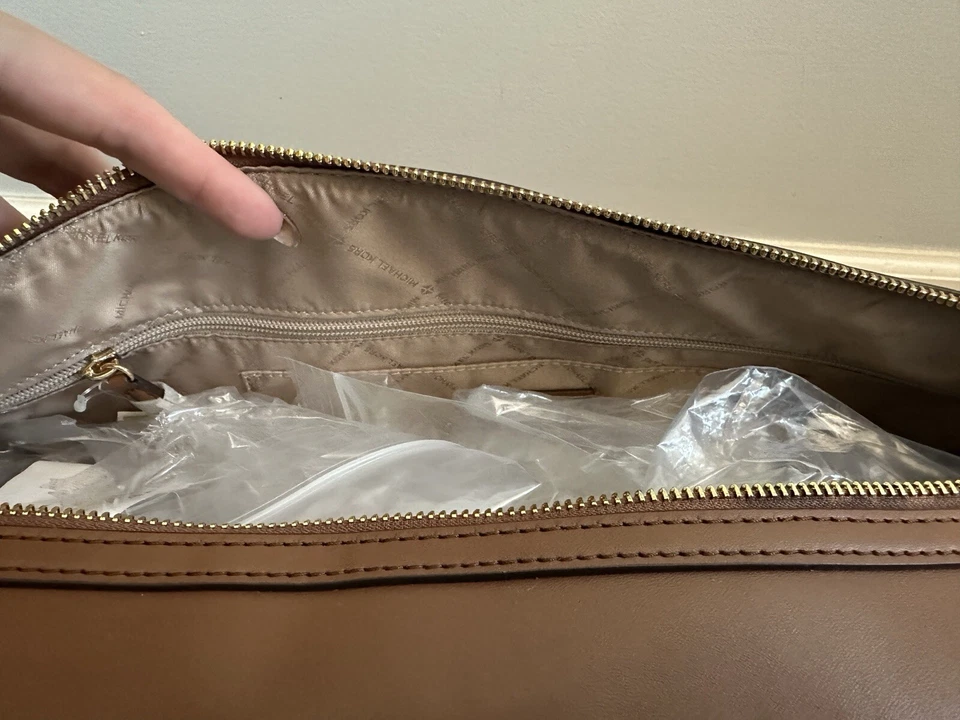 Nuevo Michael Kors Jet Set Marrón Monograma Weekender Lona Foto 3 de 4