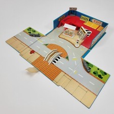 Service Station Micro Action Playset Funrise Micro Machines Vintage 1980s