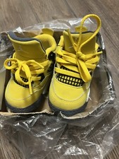 Nike Air Jordan 4 Retro Lightening Yellow N White 4C